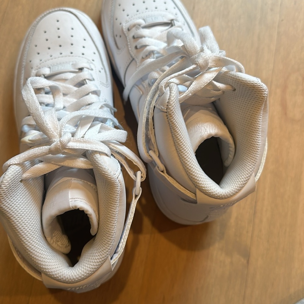 Nike Air Force 1 High Top Sneakers - Picture 6 of 12